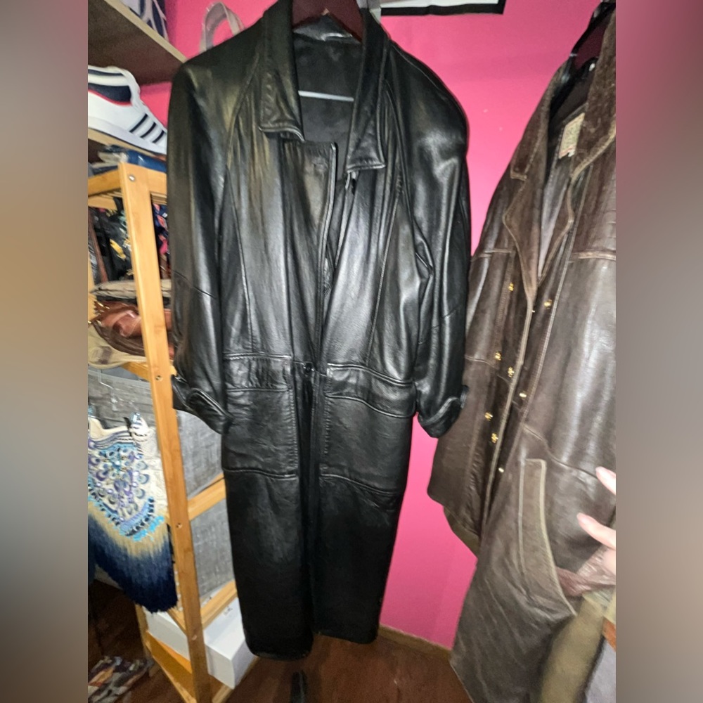 HEAVY and SOFTVintage leather trench coat